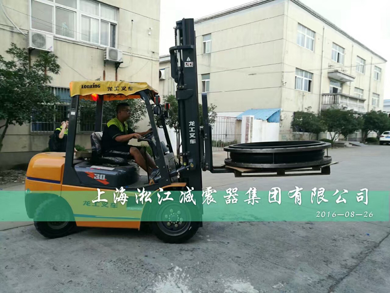 杭州DN1200橡膠接頭，污水處理廠DN1200橡膠接頭